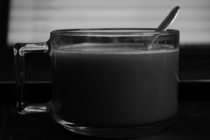 Чёрный кофе, мягкий профиль..